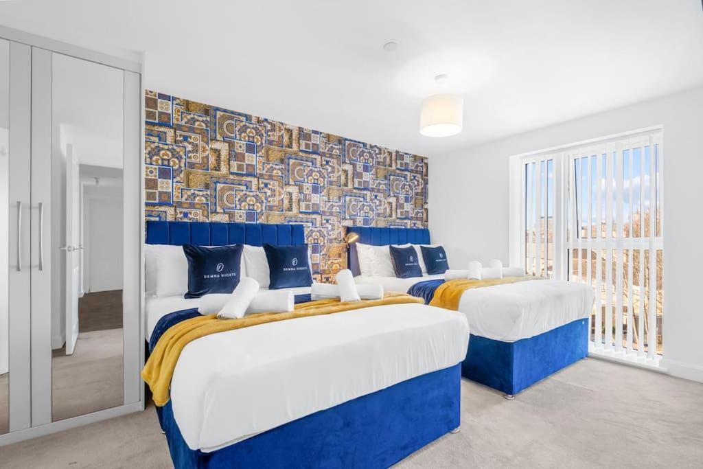 The Versace Suite With 4 Beds And Secure Free Parking Birmingham Dış mekan fotoğraf